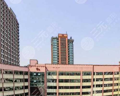 宝宝羽绒服的选择指南及穿着注意事项